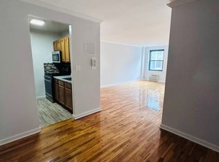 210 Atlantic Ave APT A2H, Lynbrook, NY 11563
