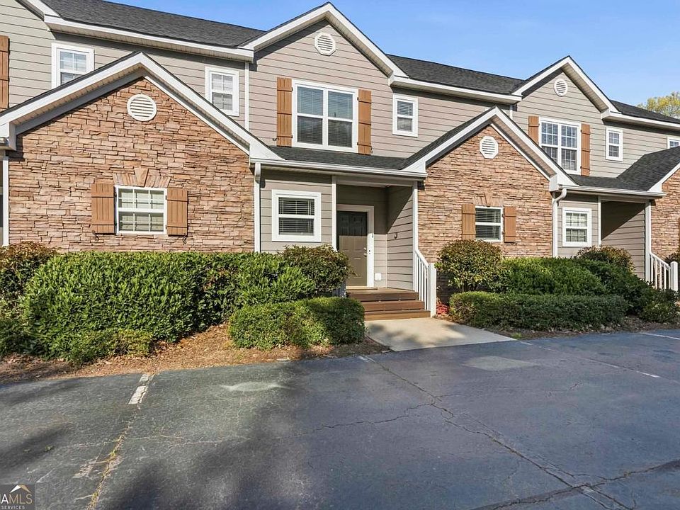 1st image of 549 Old Phoenix Rd #104