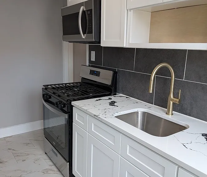 315 William St — Photo 12