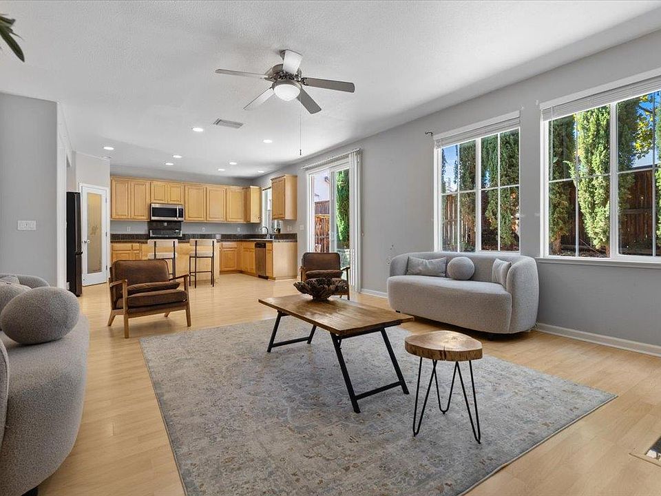 1st image of 20855 Grapevine Dr