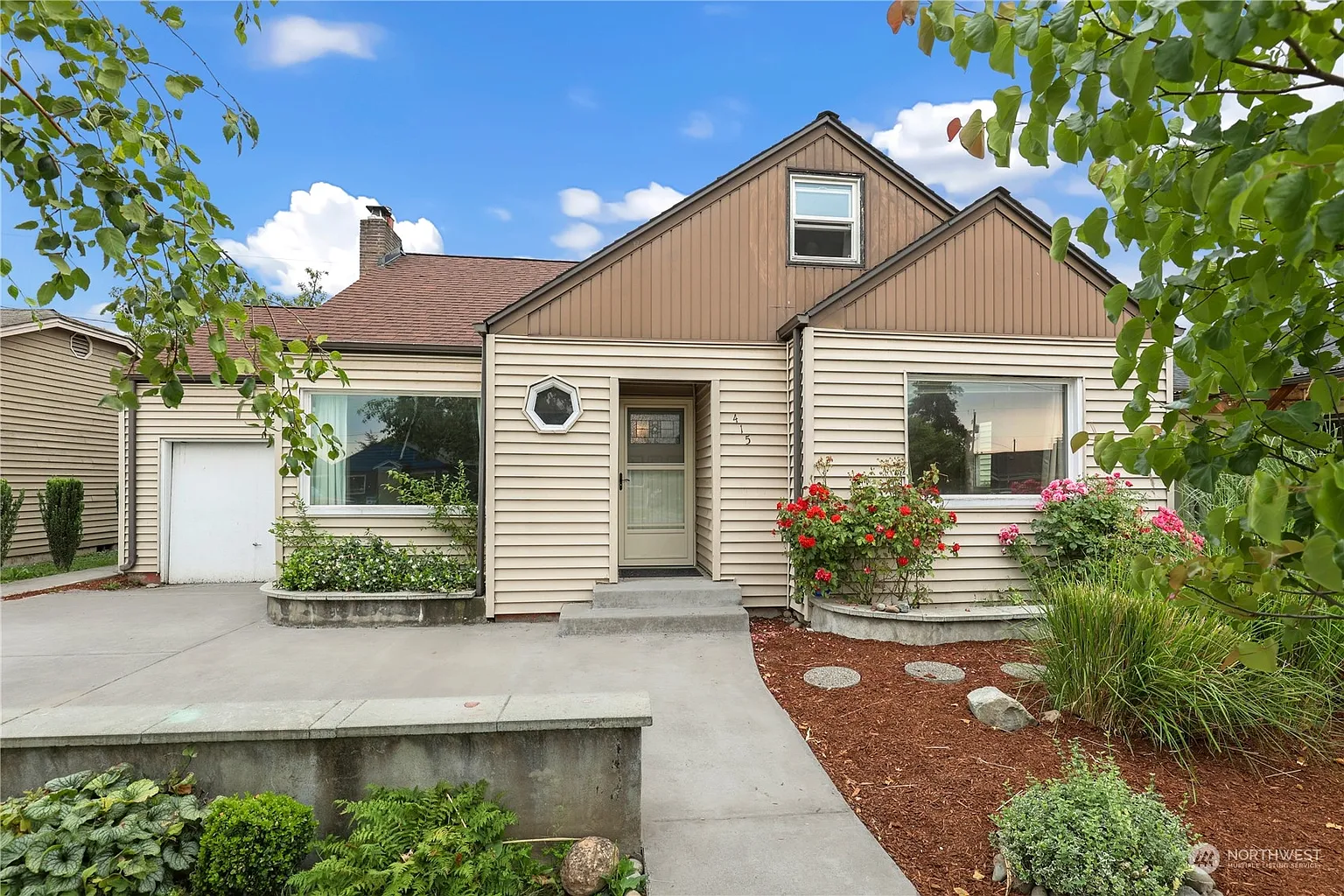 415 A Street NE photo 1