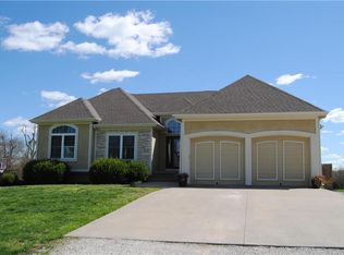 33507 E State Route Vv Hwy, Pleasant Hill, MO 64080