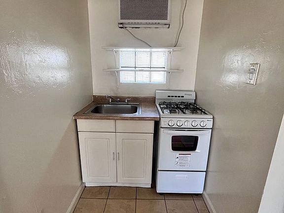 3rd image of 4675 E Benson Hwy #Wh4675-3