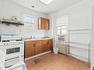 318 Morrissee Ave, Haledon, NJ 07508