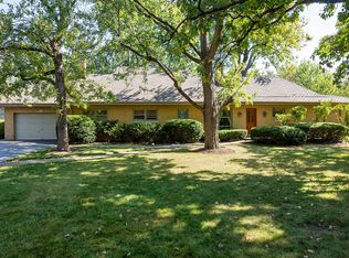 1840 Meadow Ln, Bannockburn, IL 60015