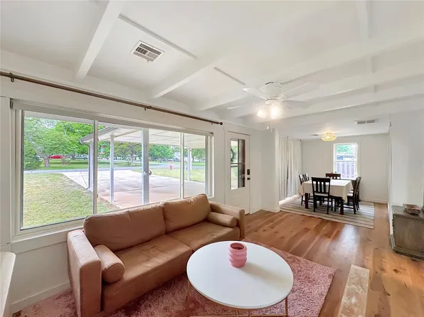 712 N Cedar Dr, Midwest City, OK 73130