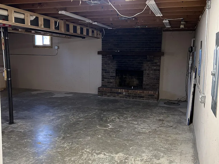 503 Aspen Way — Photo 44