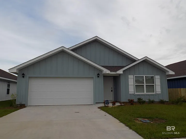 224 Fulham Ln — Photo 1