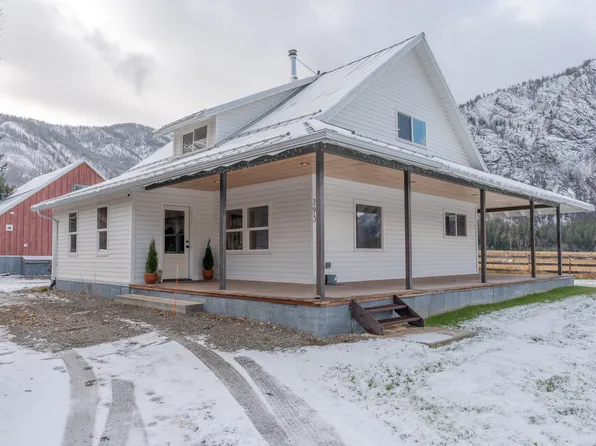 793 Wolf Creek Rd, Winthrop, WA 98862