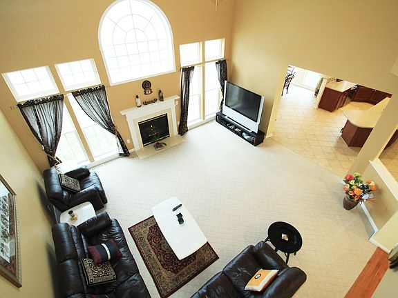 5th image of 540 Deer Haven Dr