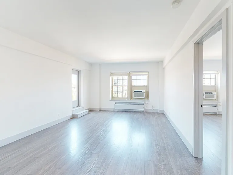 Dining/Living room