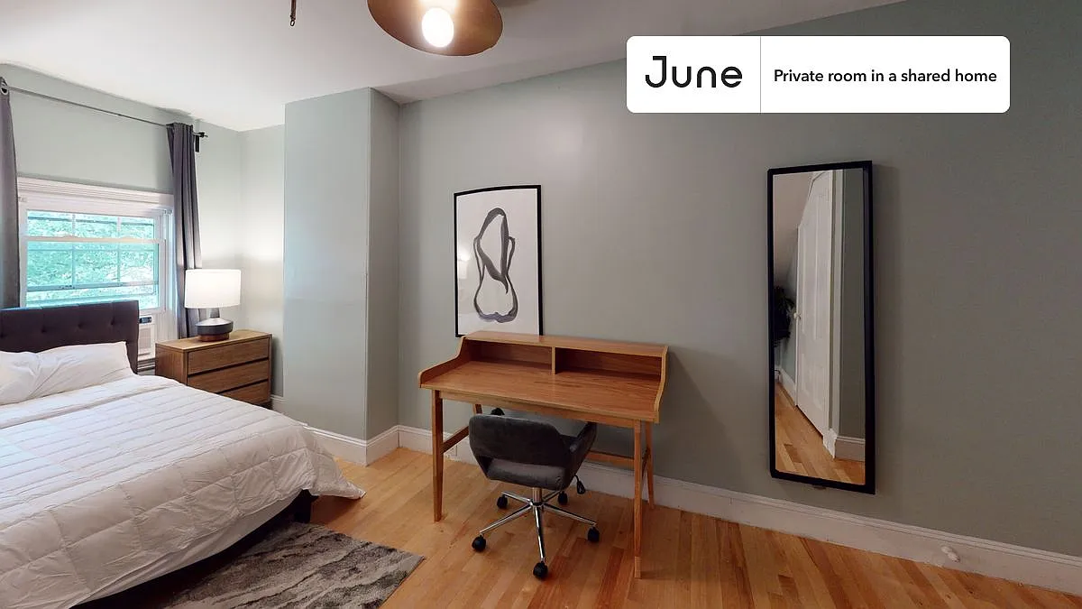 Full bedroom in 7 bed/2.5 bath home in Harvard Square (Cambridge) #443 E — Photo 2