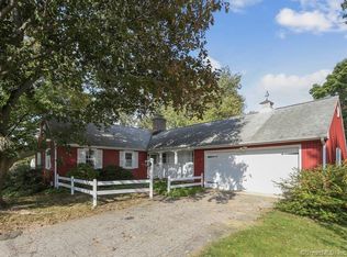 33 Barnum Rd, Danbury, CT 06811