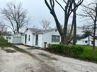 356 E Fulton St, Paxton, IL 60957