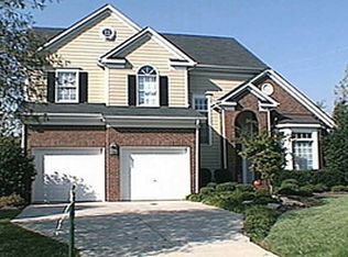 12520 Abbotsbury Ct, Charlotte, NC 28277