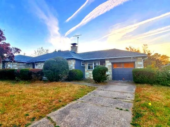 1038-1036 E Mount Pleasant Ave, Philadelphia, PA 19150