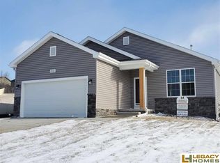 7321 S 184th St, Omaha, NE 68136