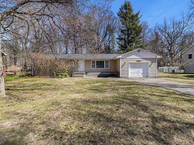 1350 N Lendale Rd, Ludington, MI, 49431