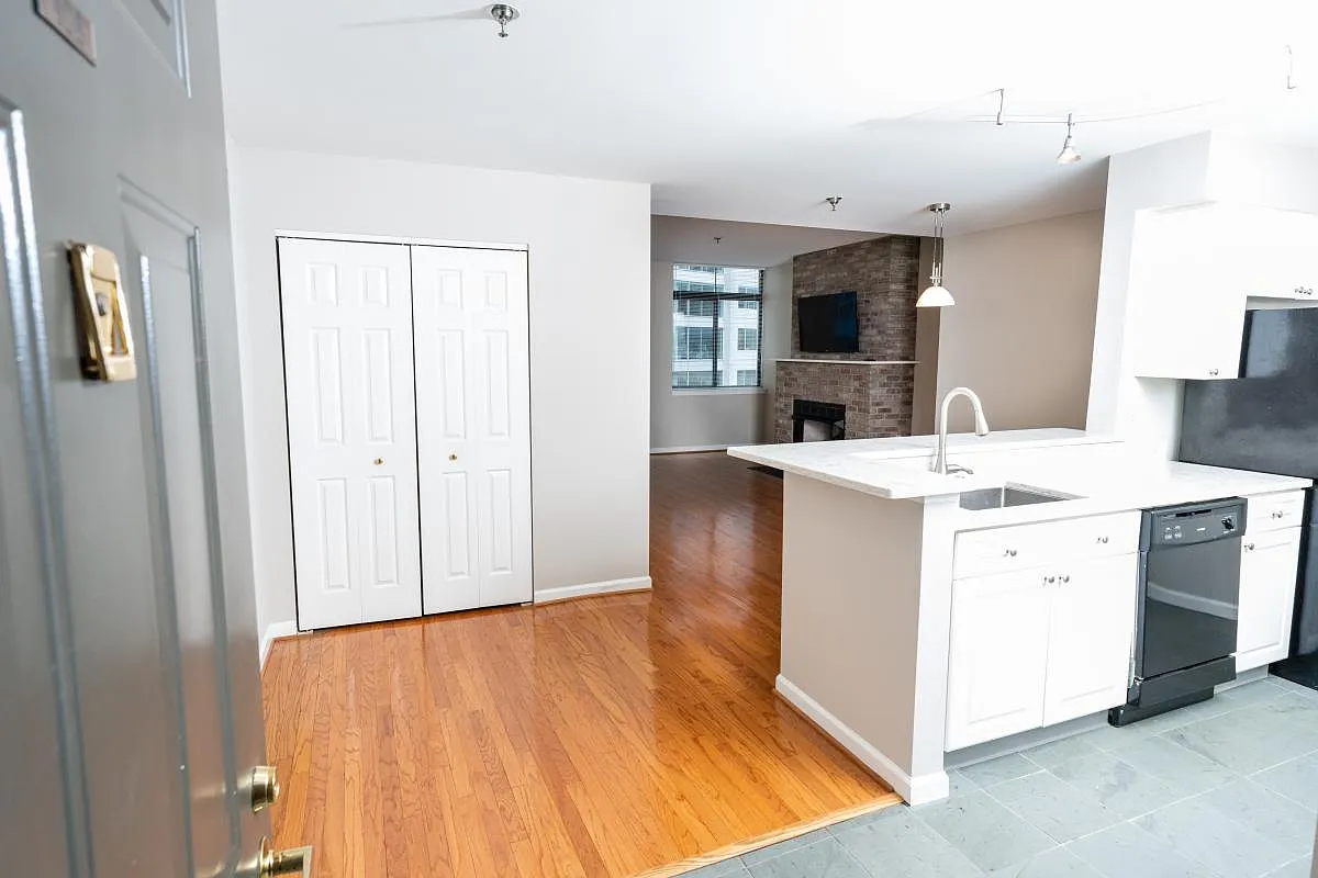 1312 Massachusetts Ave NW APT 108 photo 1
