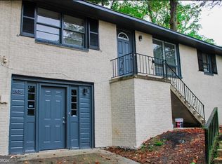 2752 Old Farm Rd, Atlanta, GA 30349