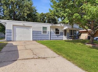 1720 SE 31st St, Topeka, KS 66605