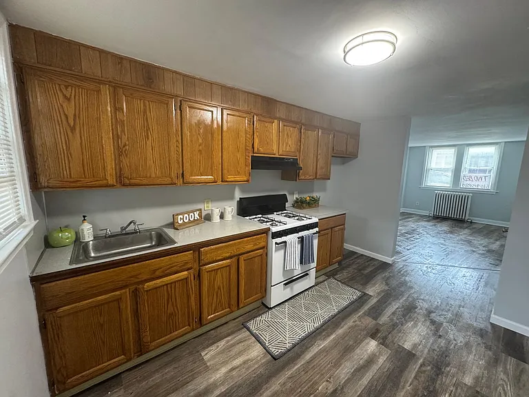 229 Clifton Ave #1 — Photo 2