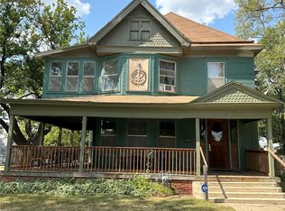 517 S 4th St, Independence, KS 67301