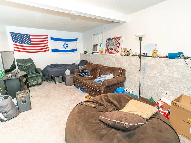 1265 Sherman Ave — Photo 4