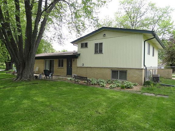 3rd image of 1091 Martingale Dr