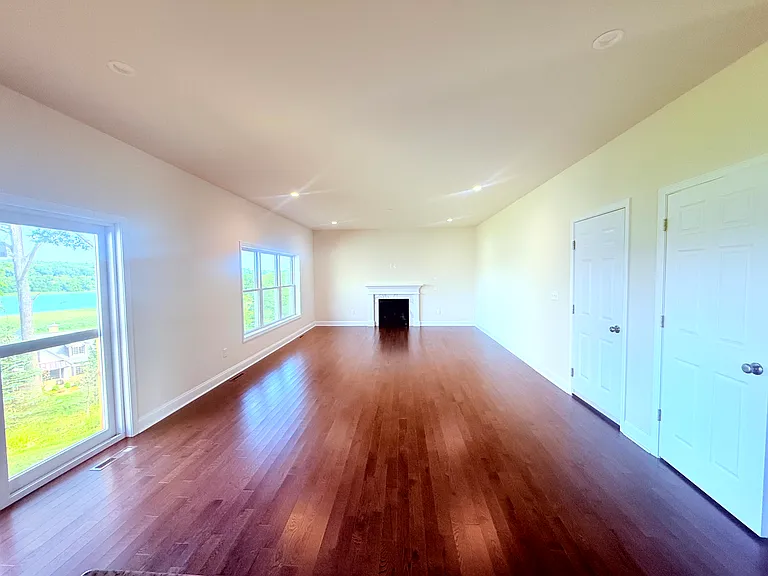 44 Nantucket St — Photo 12