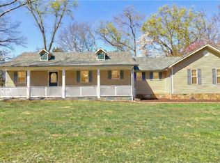 11745 Arabian Dr, Rogers, AR 72756