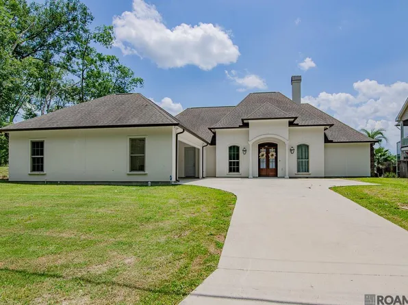 13115 Diversion Canal Rd, Saint Amant, LA 70774