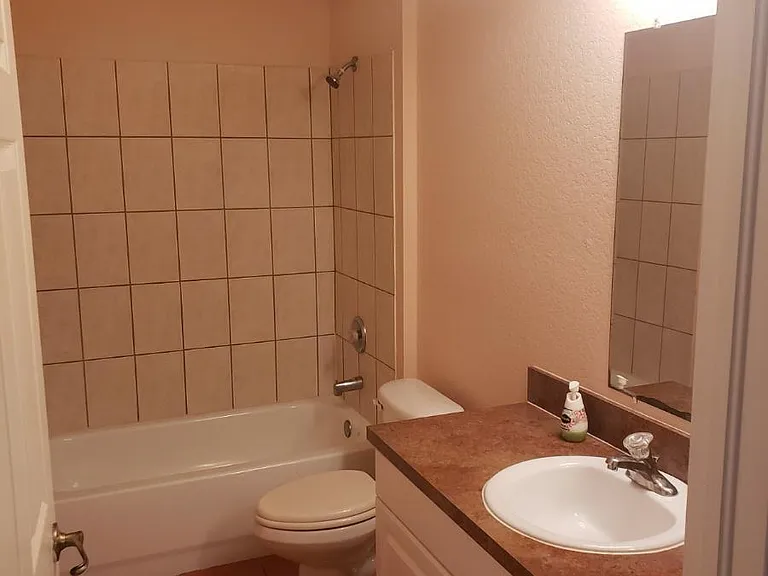 2419 Quentin Ave S — Photo 5