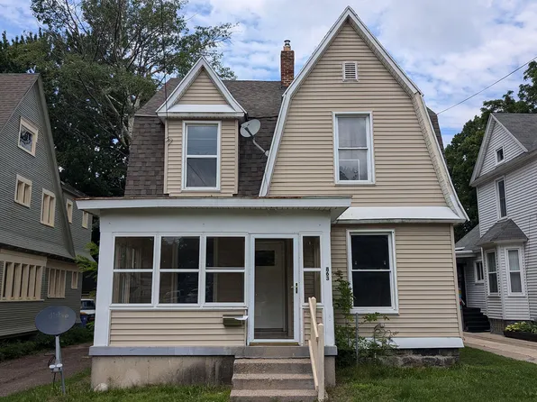 863 Martin Luther King Jr St SE, Grand Rapids, MI 49507