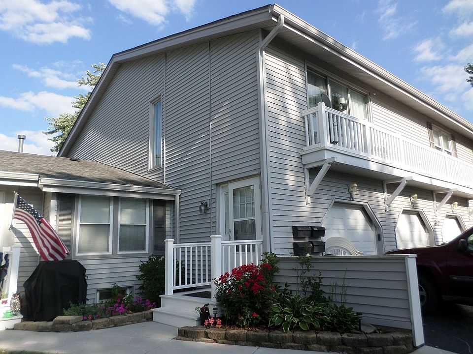 1st image of 317 Indiana Ct Unit D