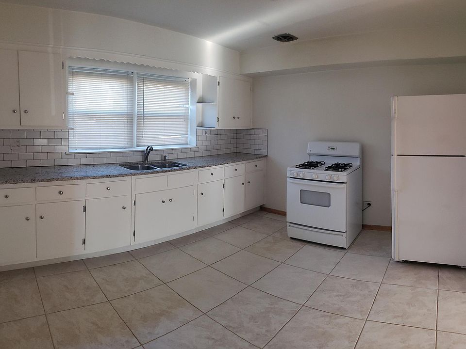 1st image of 4911 Grand Ave APT 1S