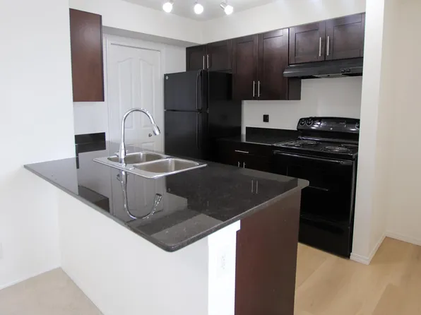 534 Watt Blvd SW #405, Edmonton, AB T6X 1P7