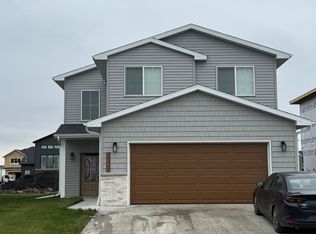 6240 86th Ave S, Horace, ND 58047