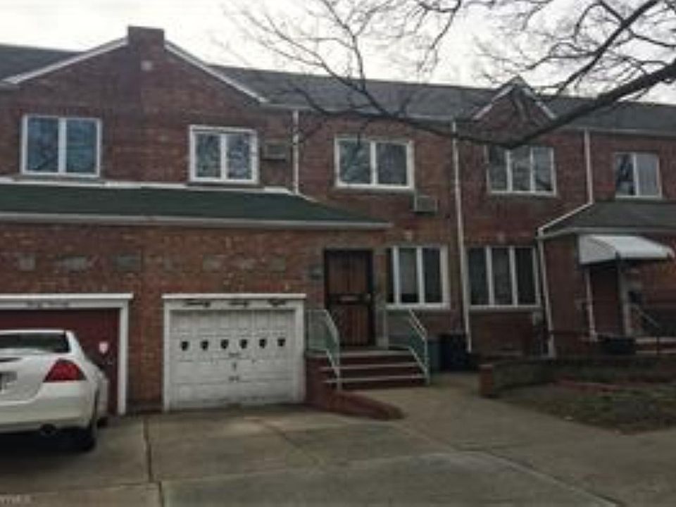 2nd image of 2068 Brown St