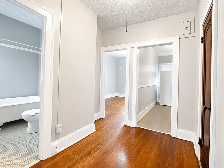 16812 Madison Ave #9 — Photo 6