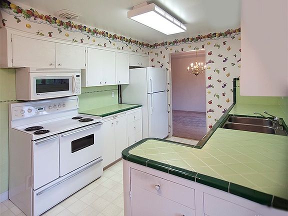 4th image of 707 Cherry St E