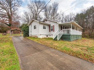 222 Glenn St, Canton, NC 28716