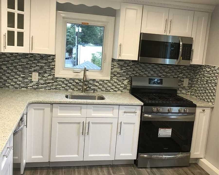 115 Roslyn Rd Mineola NY Zillow