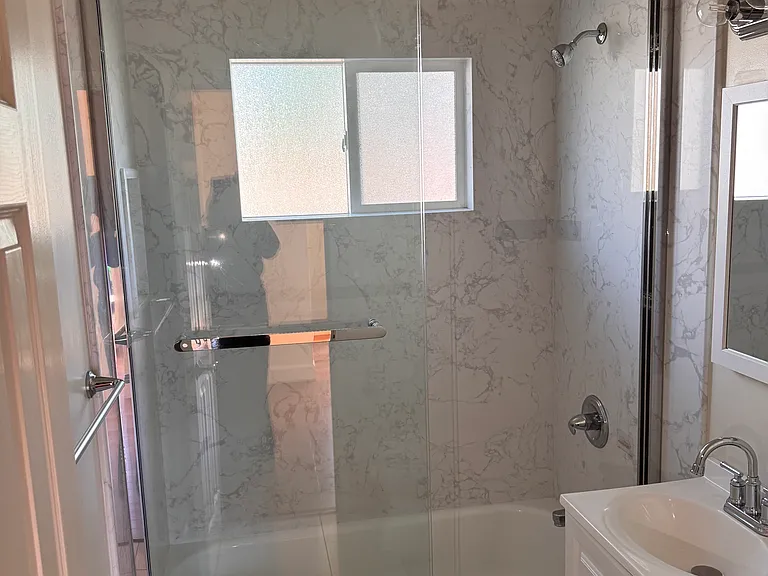 473 W Sunset Blvd — Photo 11