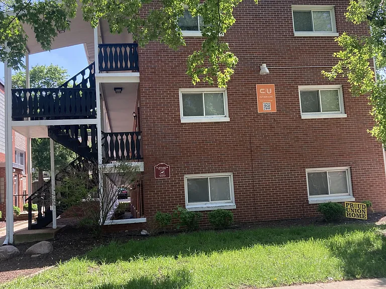 711 W Church St #9 — Photo 9