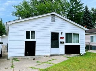 27104 Palmer Blvd, Madison Heights, MI