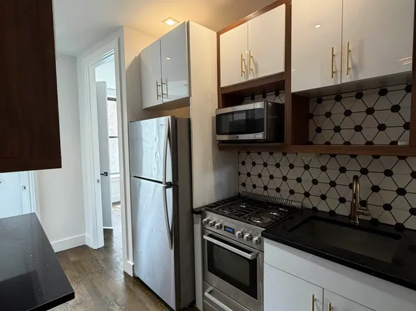 921 Saint Mark's Avenue image 1 of 10