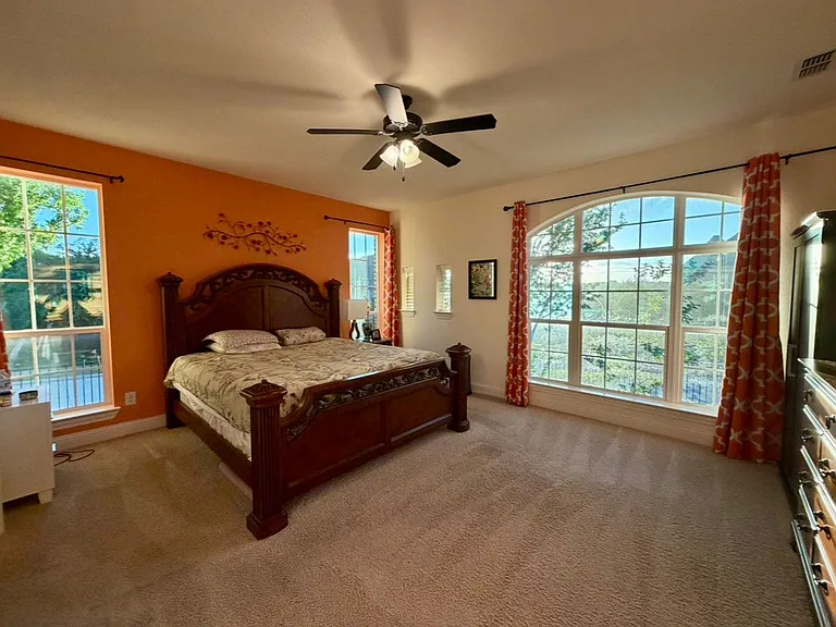 10411 Railswood Dr — Photo 16