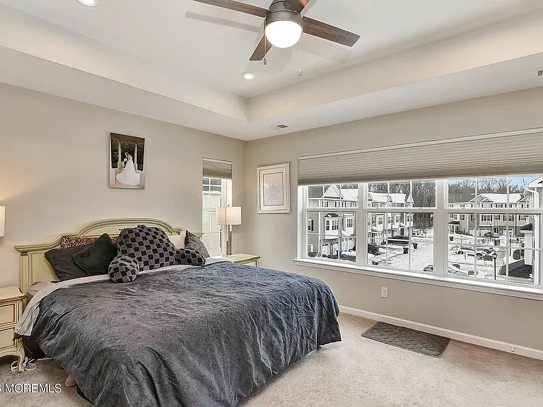 1901 Evans Ln — Photo 17