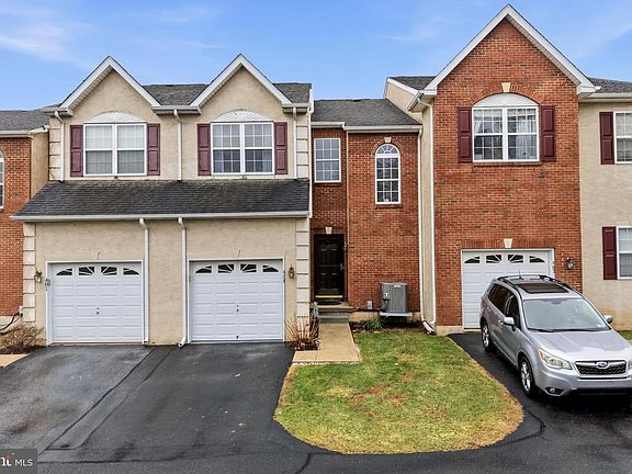3rd image of 483 Buchanan Rd